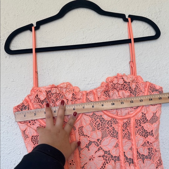 HOUSE OF CB ILAYDA Sorbet Embroidered Floral Lace Mini DRESS Size M $285 - Picture 15 of 15